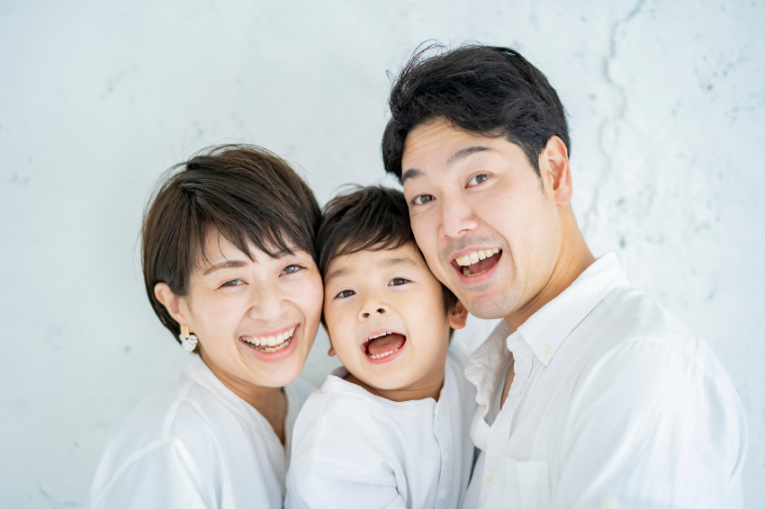 予防歯科で歯の健康を保ち笑顔の家族